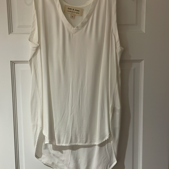 NWOT cloth and stone white tank in size small - Picture 3 of 6